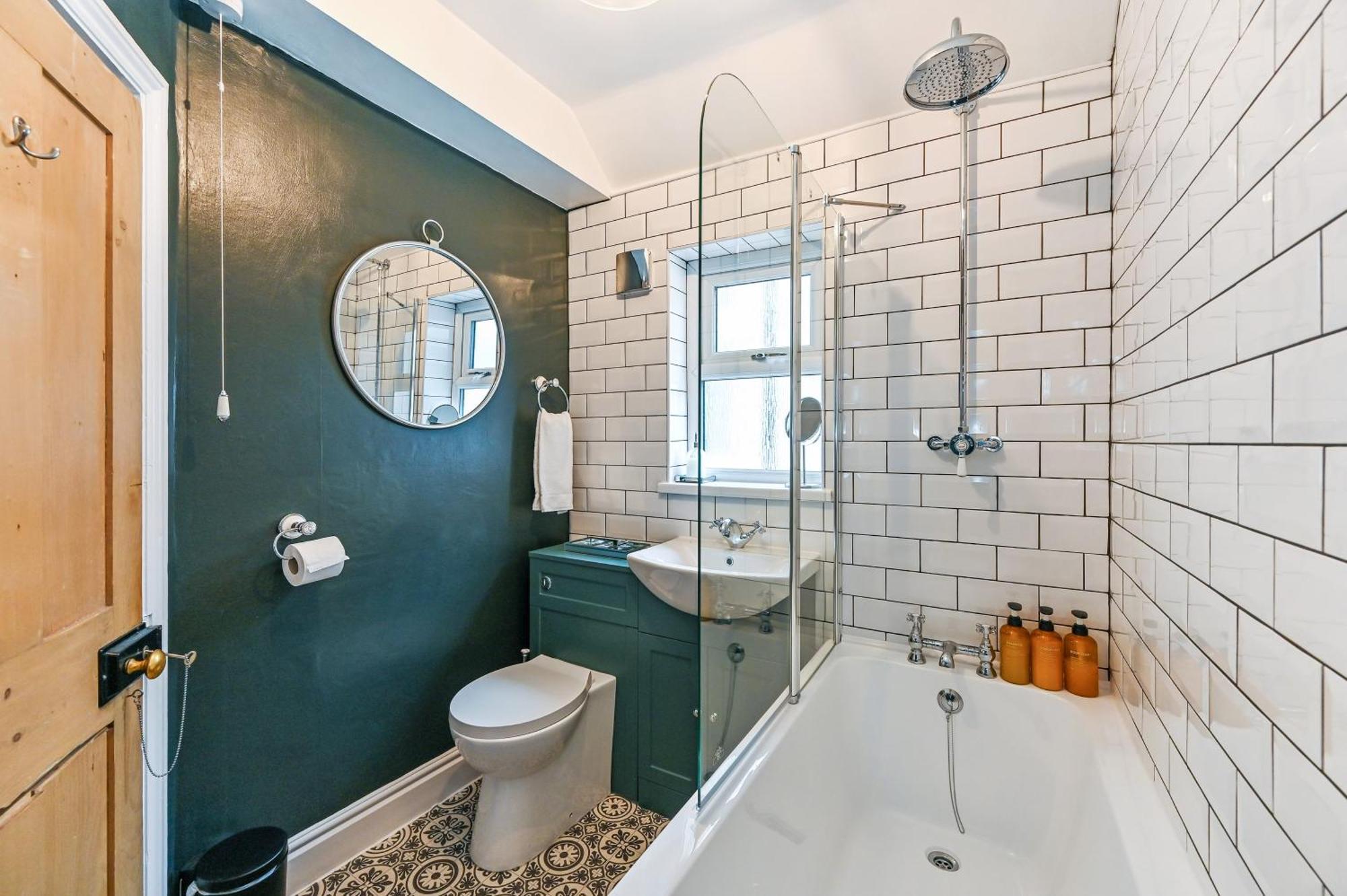 Beautiful Townhouse, Great Location - Pet Friendly Villa คาร์ดิฟฟ์ ภายนอก รูปภาพ